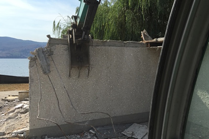 Demolishing concrete wall